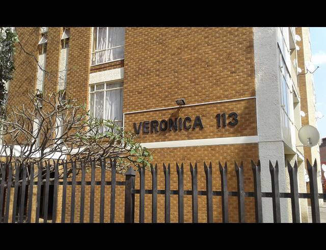 3 BEDROOM FLAT FOR SALE IN SUNNYSIDE